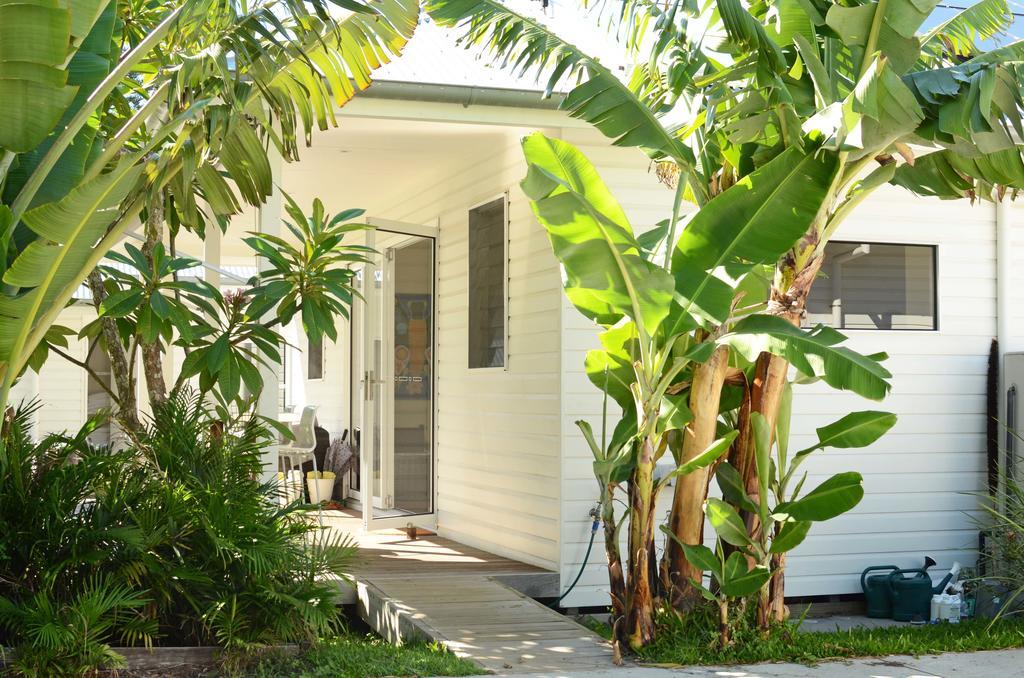 Byron Palms Guesthouse & Spa - Adults Only Byron Bay Exterior foto